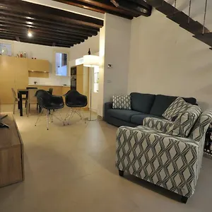 https://the-home-of-the-ship-builder.hotelinveneto.com